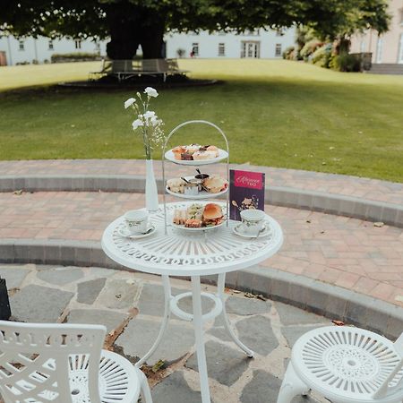 Dunadry Hotel And Gardens Antrim Exteriör bild